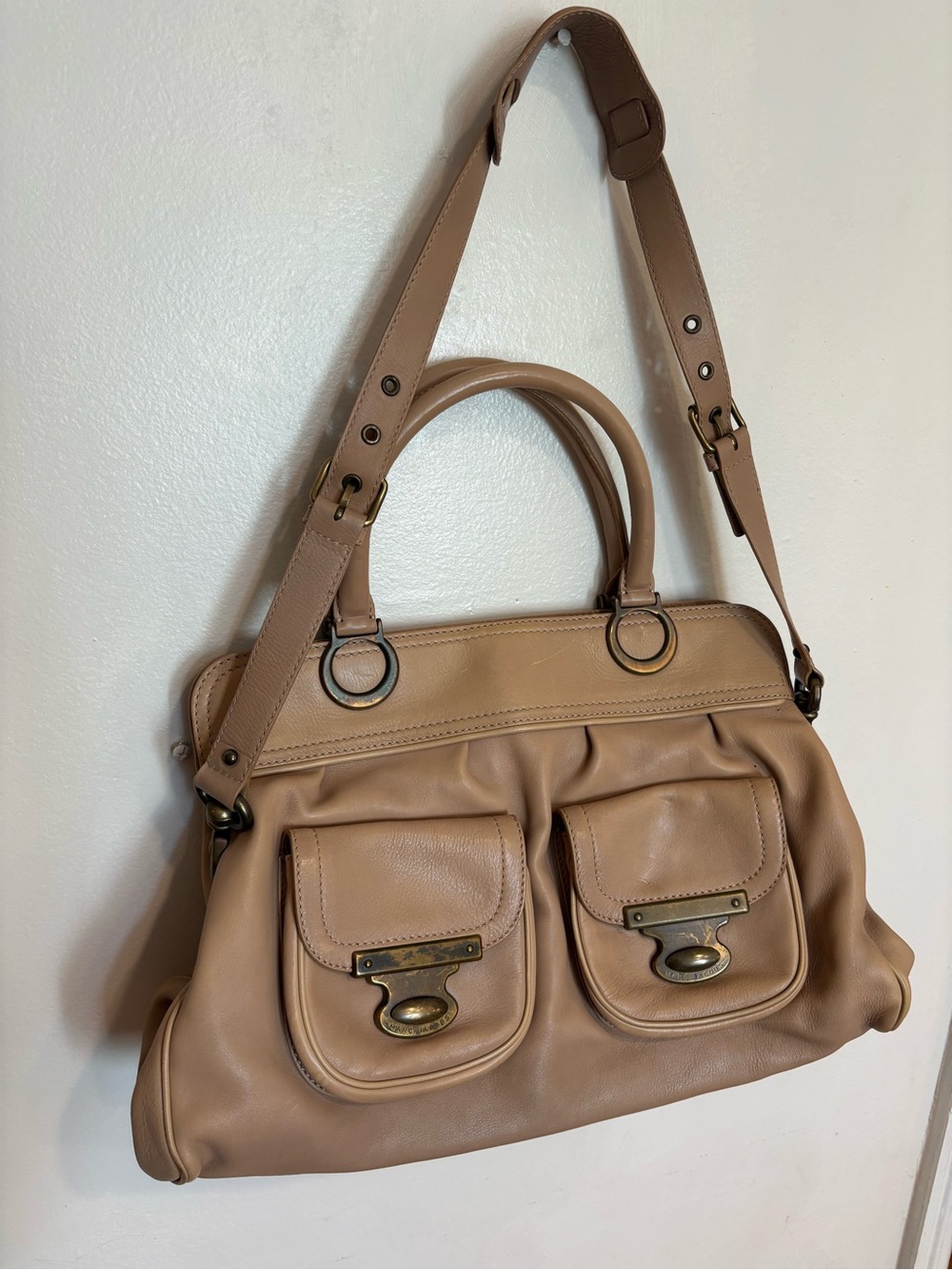 Marc Jacobs Grace Purse Tan Leather Shoulder Bag with Front Pockets